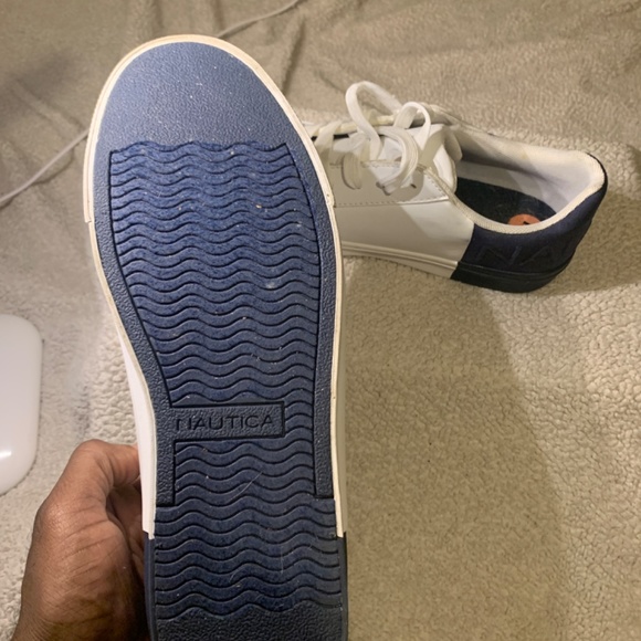 New! Mens Nautica Sneakers size 10 - Picture 7 of 9